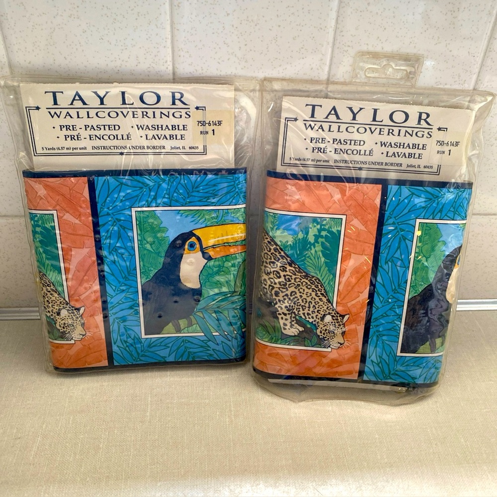 Two (2)‎ Vintage Taylor Wallcoverings Wall Border  5yds Each Animals Tropical